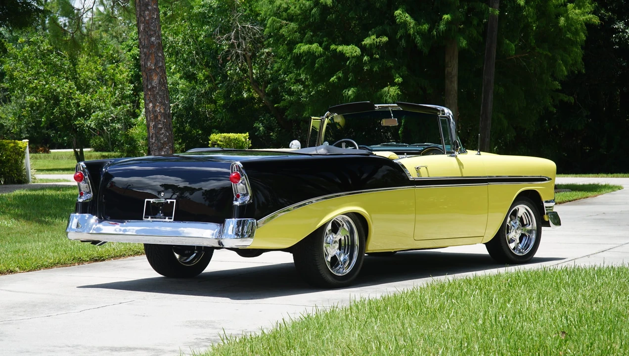 1956 Chevrolet Tri-Five Bel Air Convertible - Image 14 of 31