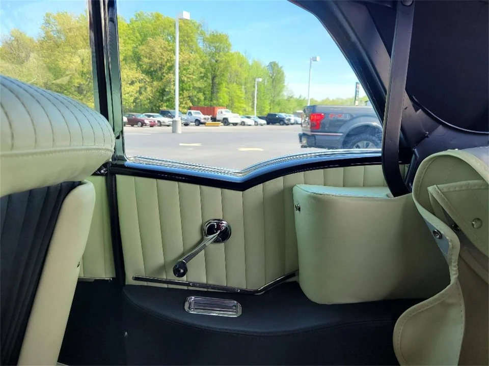 1956 Chevrolet Tri-Five Bel Air 2-Door Hardtop & Coupe - Image 27 of 31