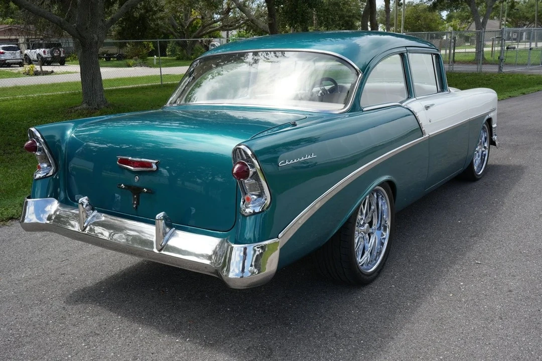 1956 Chevrolet Task Force - Image 20 of 21
