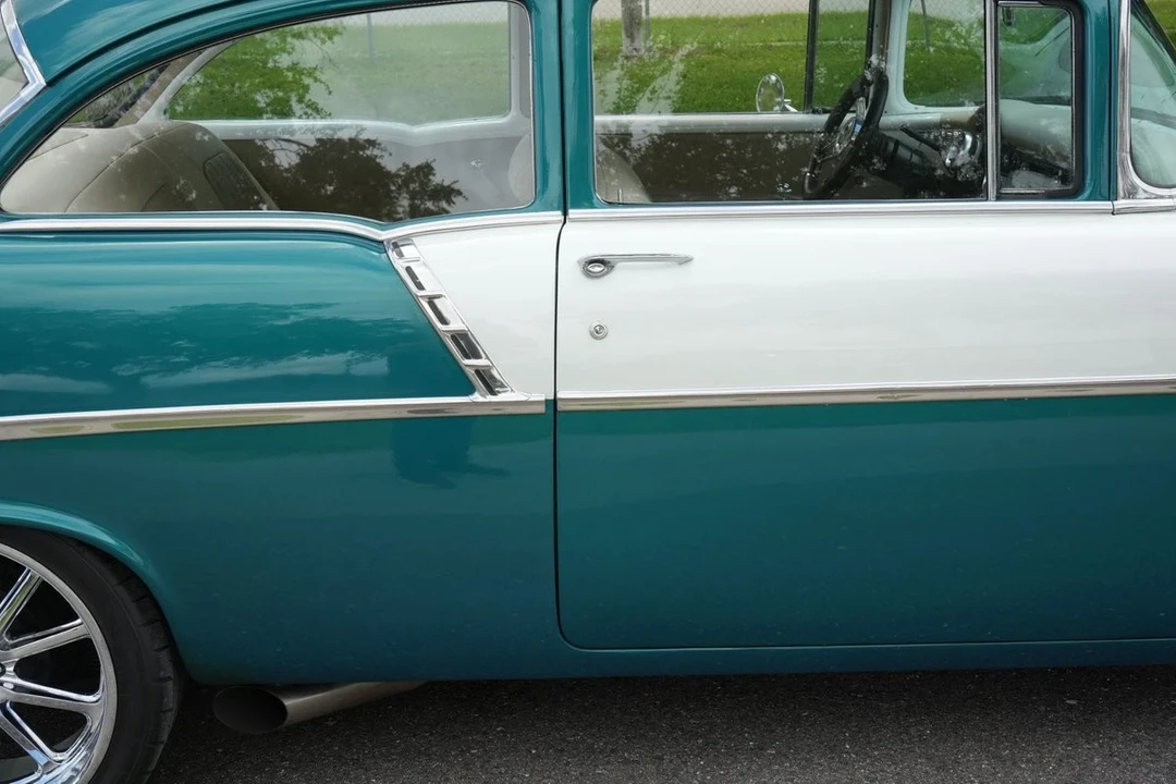 1956 Chevrolet Task Force - Image 16 of 21