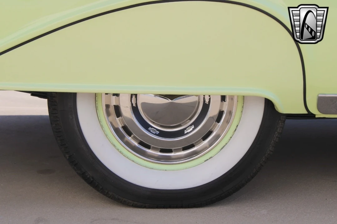 1956 Chevrolet Task Force - Image 10 of 12