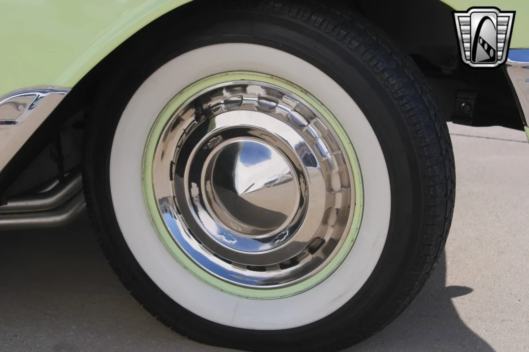 1956 Chevrolet Task Force - Image 11 of 12