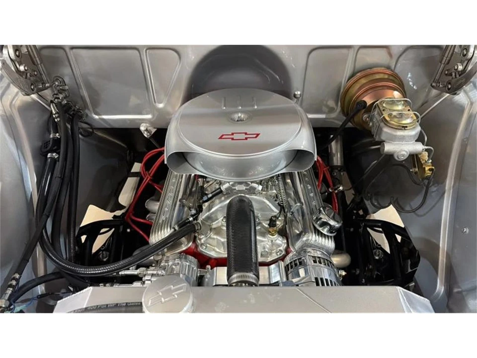 1956 Chevrolet Task Force - Image 14 of 31