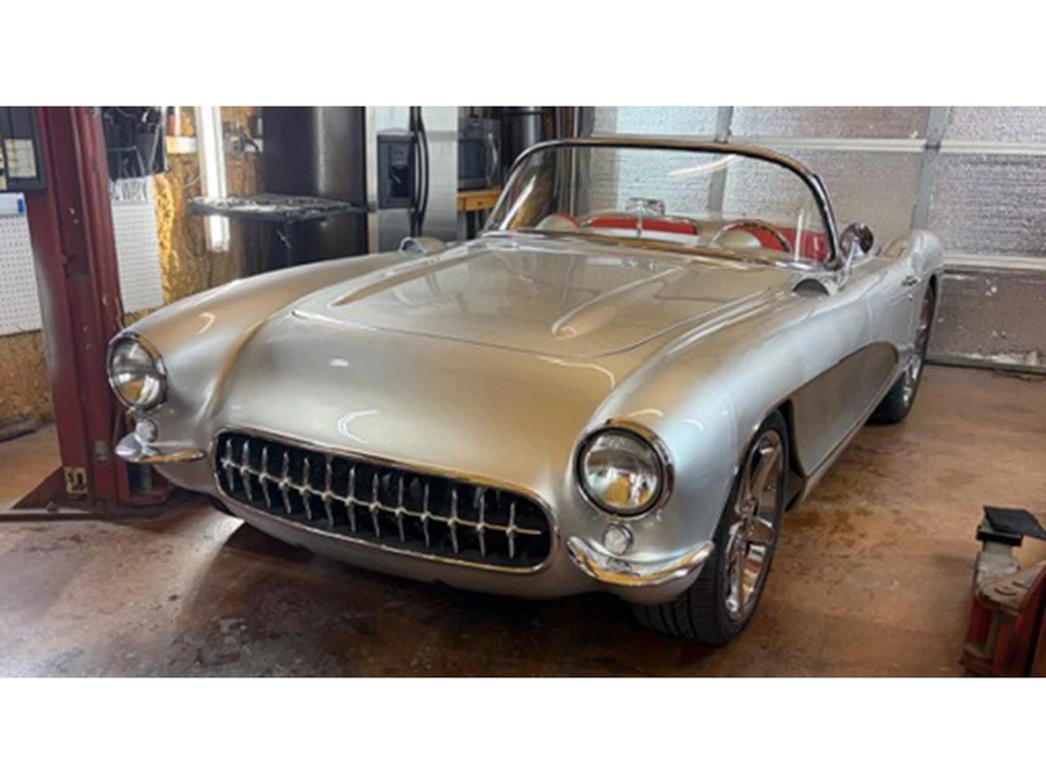 1956 Chevrolet Corvette C1 - Image 2 of 14