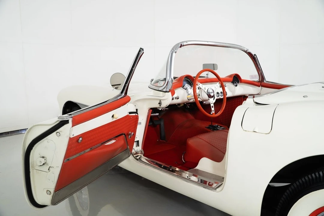 1956 Chevrolet Corvette C1 - Image 16 of 31