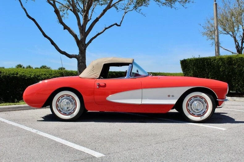 1956 Chevrolet Corvette - Image 4 of 31