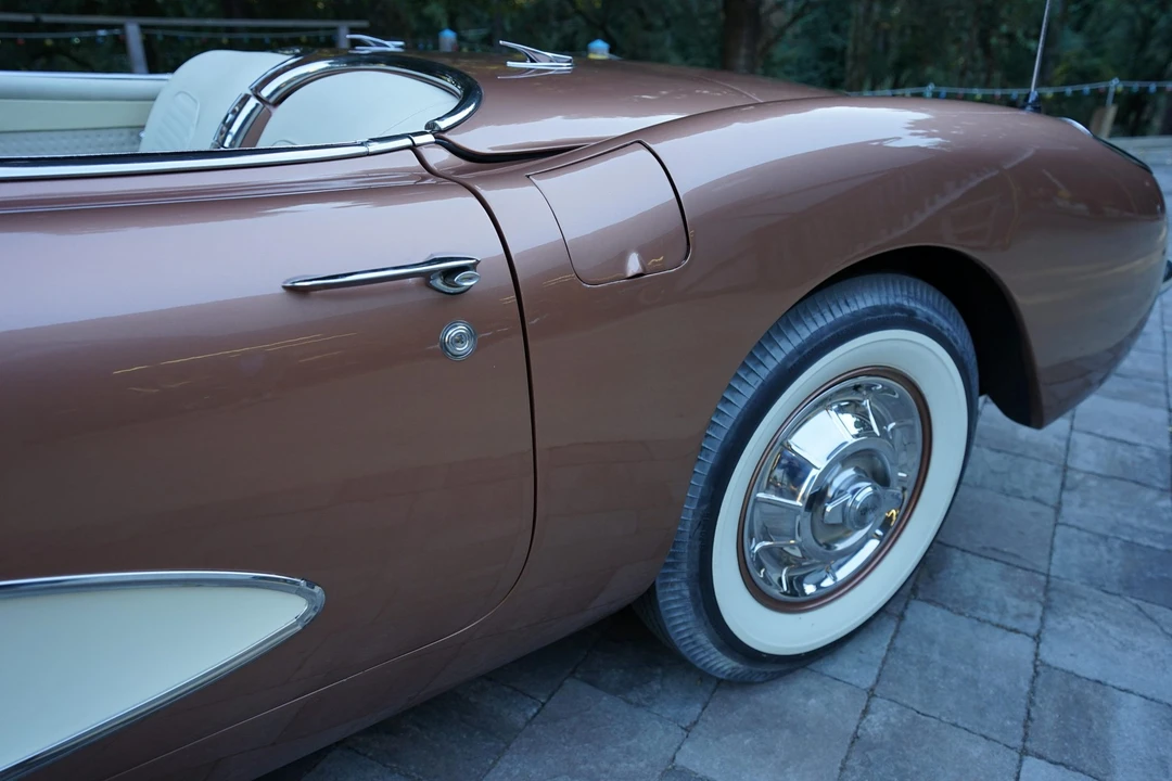 1956 Chevrolet Corvette C1 - Image 31 of 31