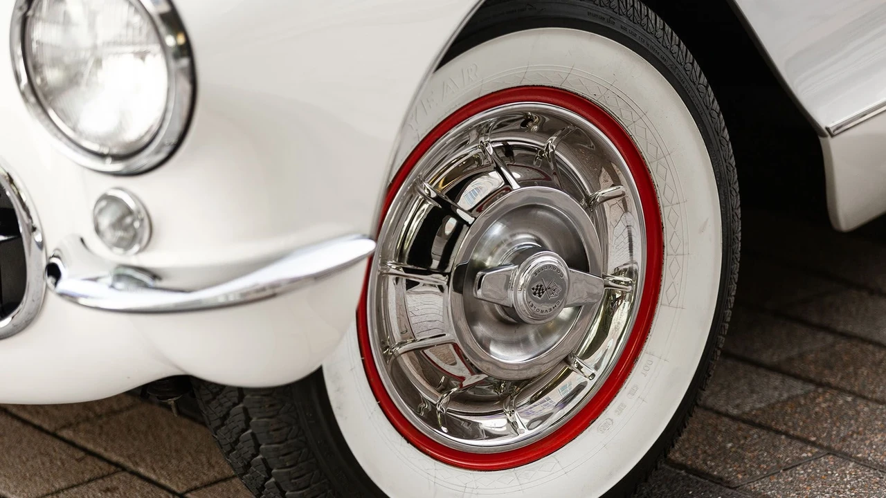 1956 Chevrolet Corvette C1 - Image 22 of 31
