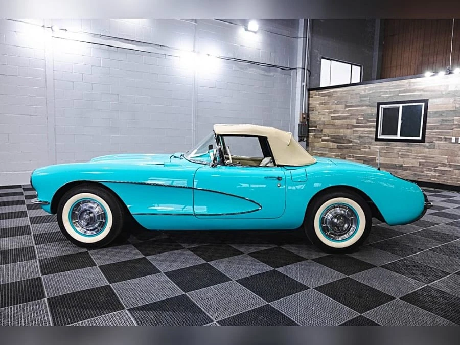 1956 Chevrolet Corvette C1 - Image 2 of 16