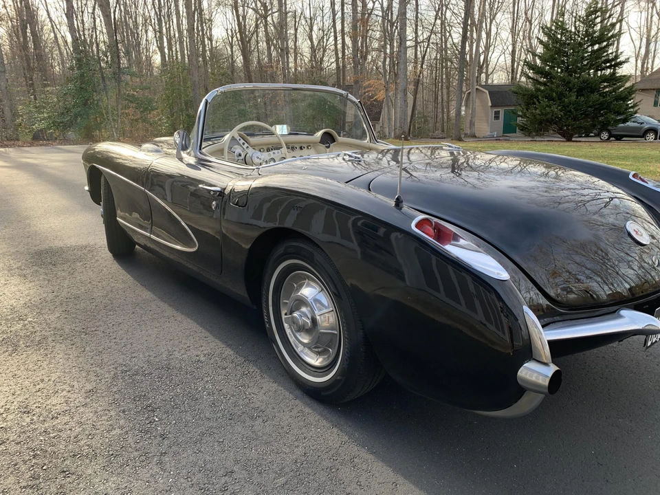 1956 Chevrolet Corvette C1 - Image 3 of 31