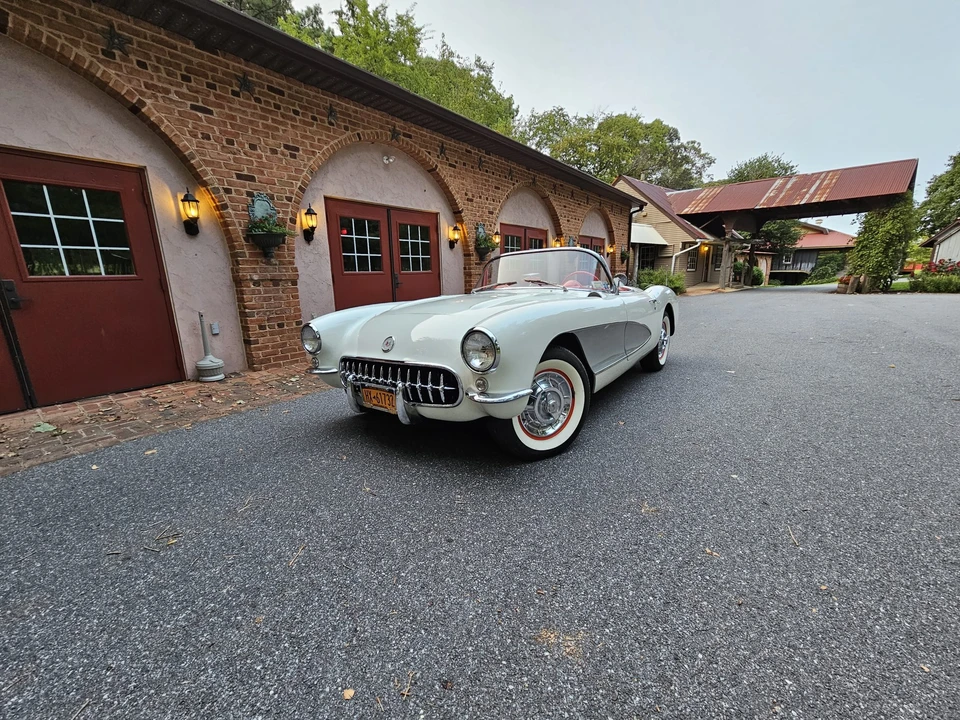 1956 Chevrolet Corvette C1 - Image 17 of 31