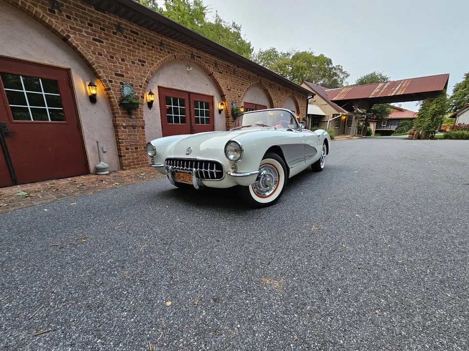 1956 Chevrolet Corvette C1 - Image 16 of 31