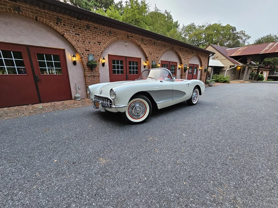 1956 Chevrolet Corvette C1 - Image 9 of 31