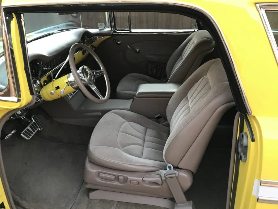 1956 Chevrolet Nomad - Image 4 of 12