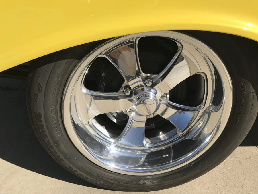 1956 Chevrolet Nomad - Image 11 of 12