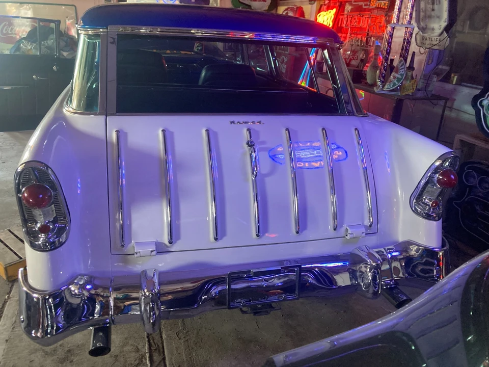 1956 Chevrolet Nomad - Image 15 of 16