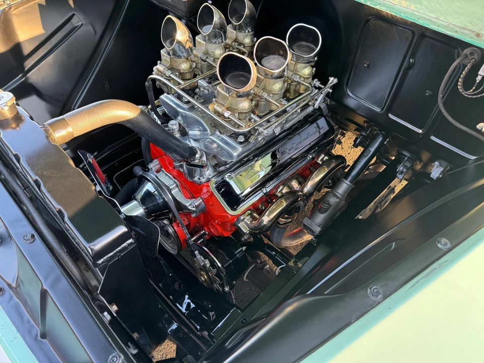 1956 Chevrolet Task Force - Image 5 of 16