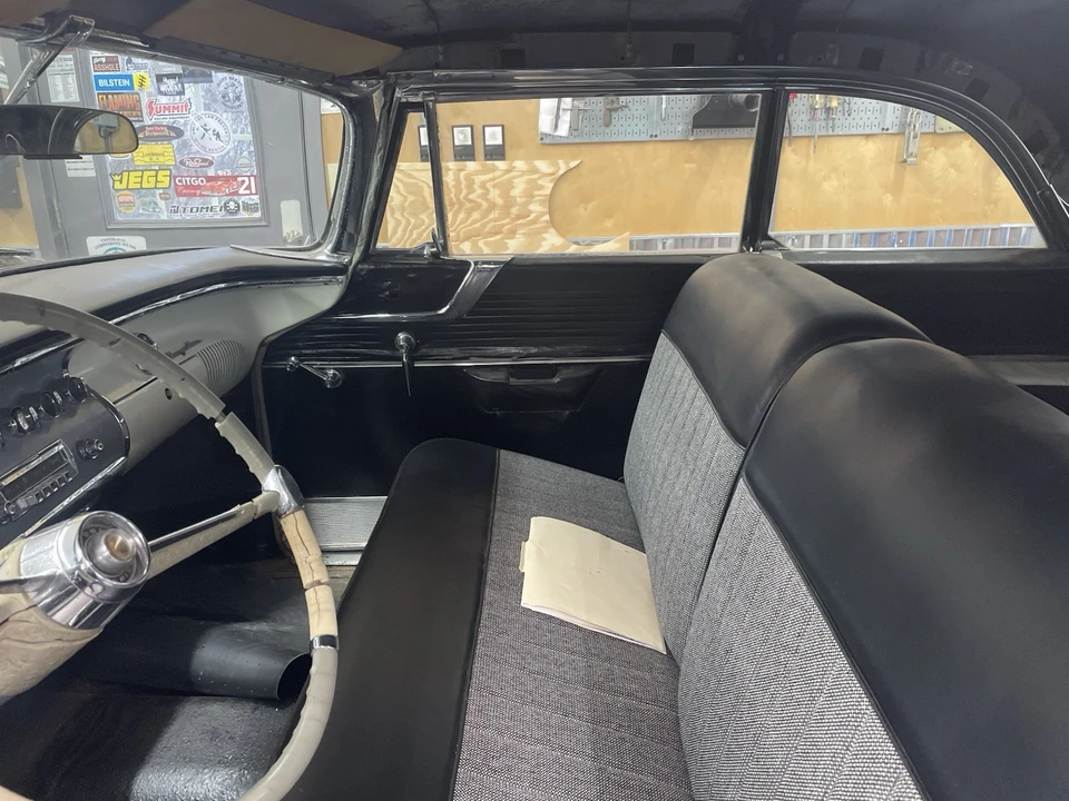 1956 Chrysler New Yorker - Image 3 of 8