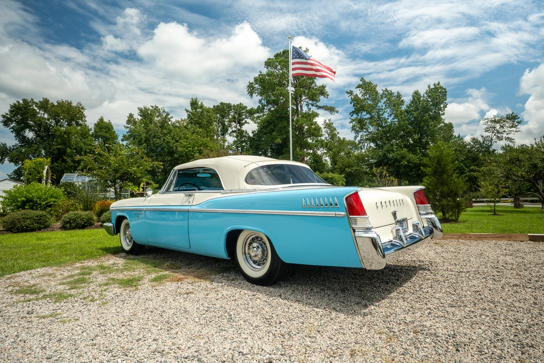 1956 Chrysler New Yorker - Image 8 of 31