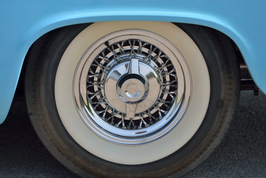1956 Chrysler New Yorker - Image 7 of 31