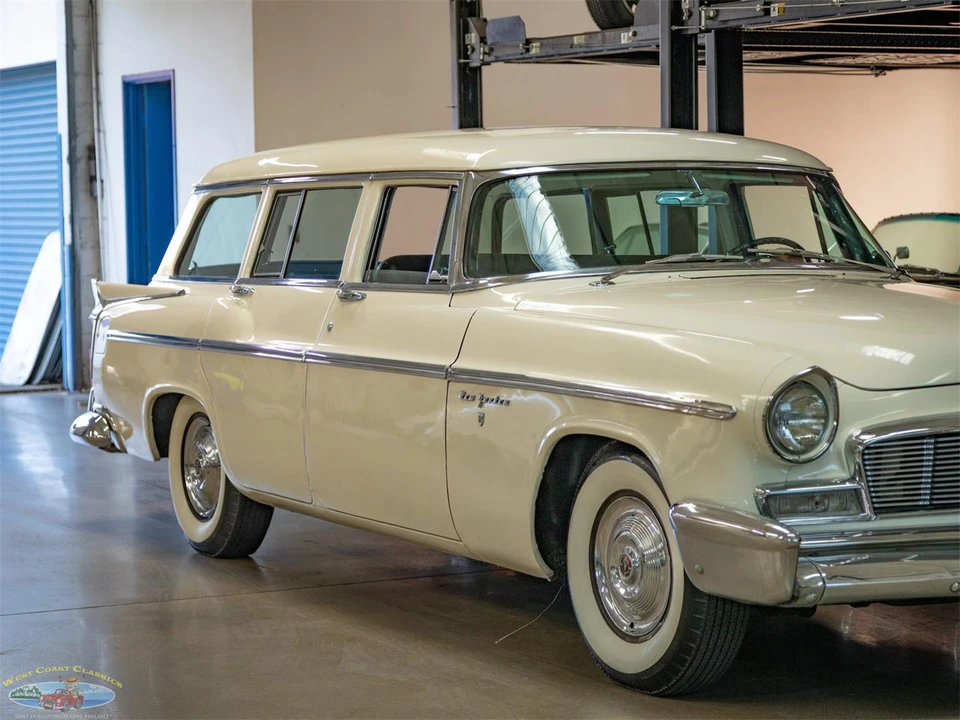 1956 Chrysler New Yorker - Image 11 of 31