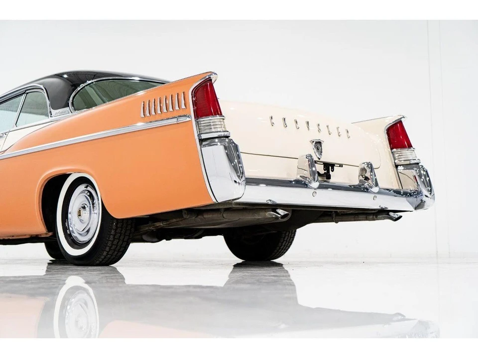 1956 Chrysler New Yorker - Image 28 of 31