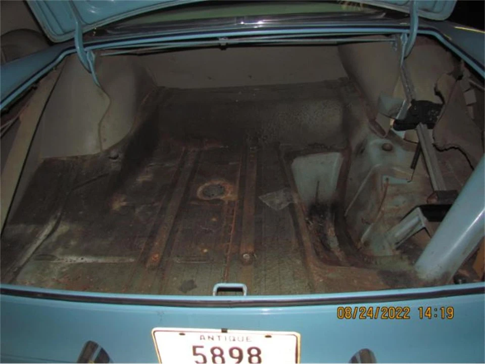 1956 Chrysler Windsor - Image 15 of 30