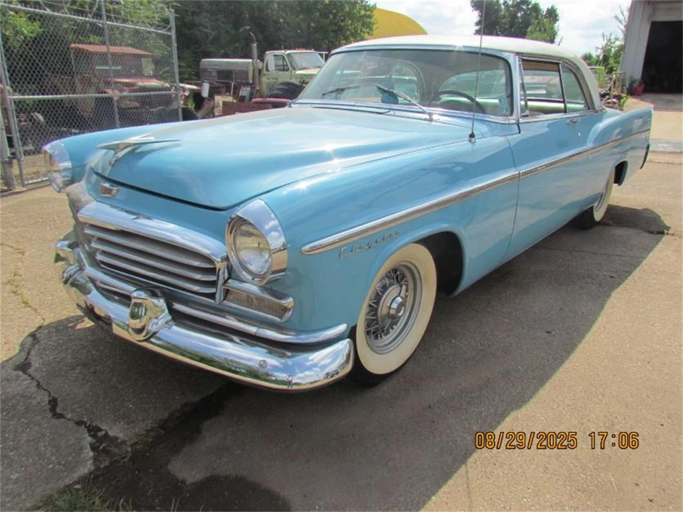 1956 Chrysler Windsor - Image 2 of 30