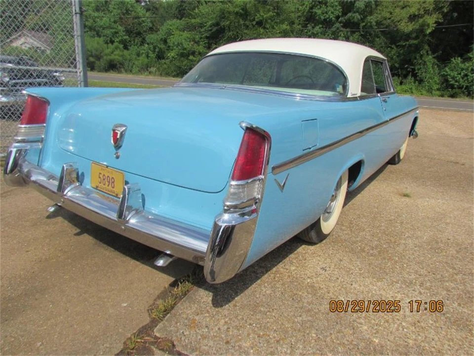 1956 Chrysler Windsor - Image 4 of 30