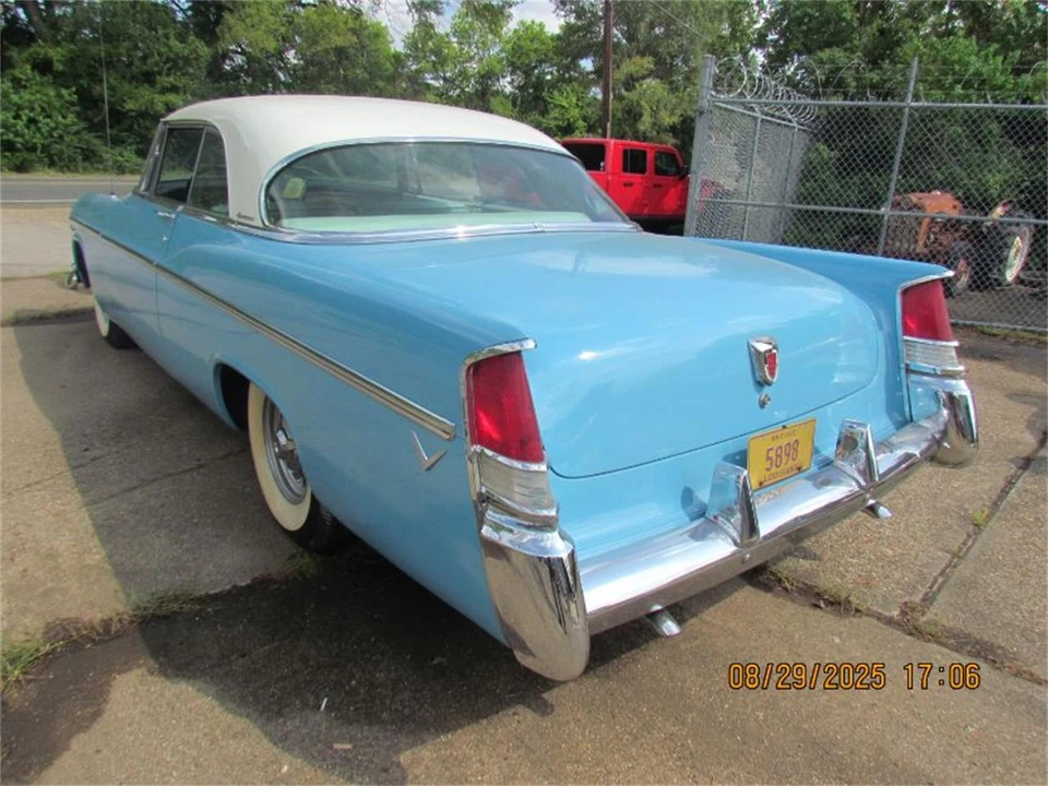 1956 Chrysler Windsor - Image 7 of 30