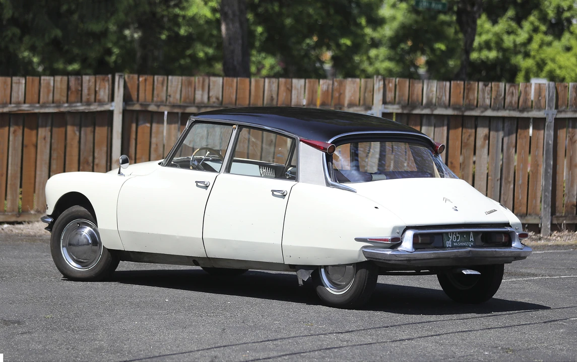 1956 Citroen DS19 - Image 3 of 16