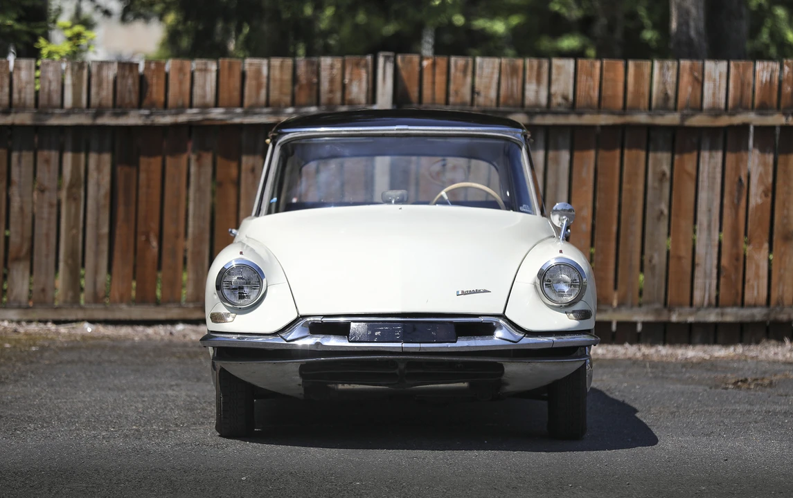 1956 Citroen DS19 - Image 9 of 16