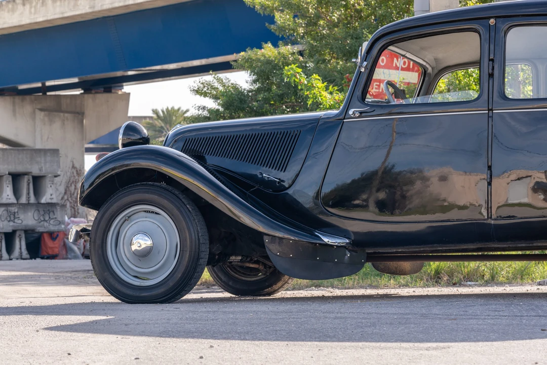 1956 Citroen Traction Avant - Image 20 of 31