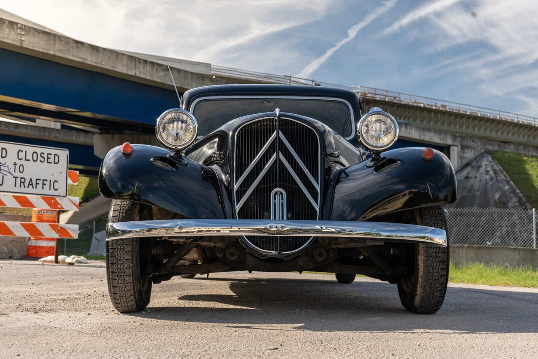 1956 Citroen Traction Avant - Image 13 of 31