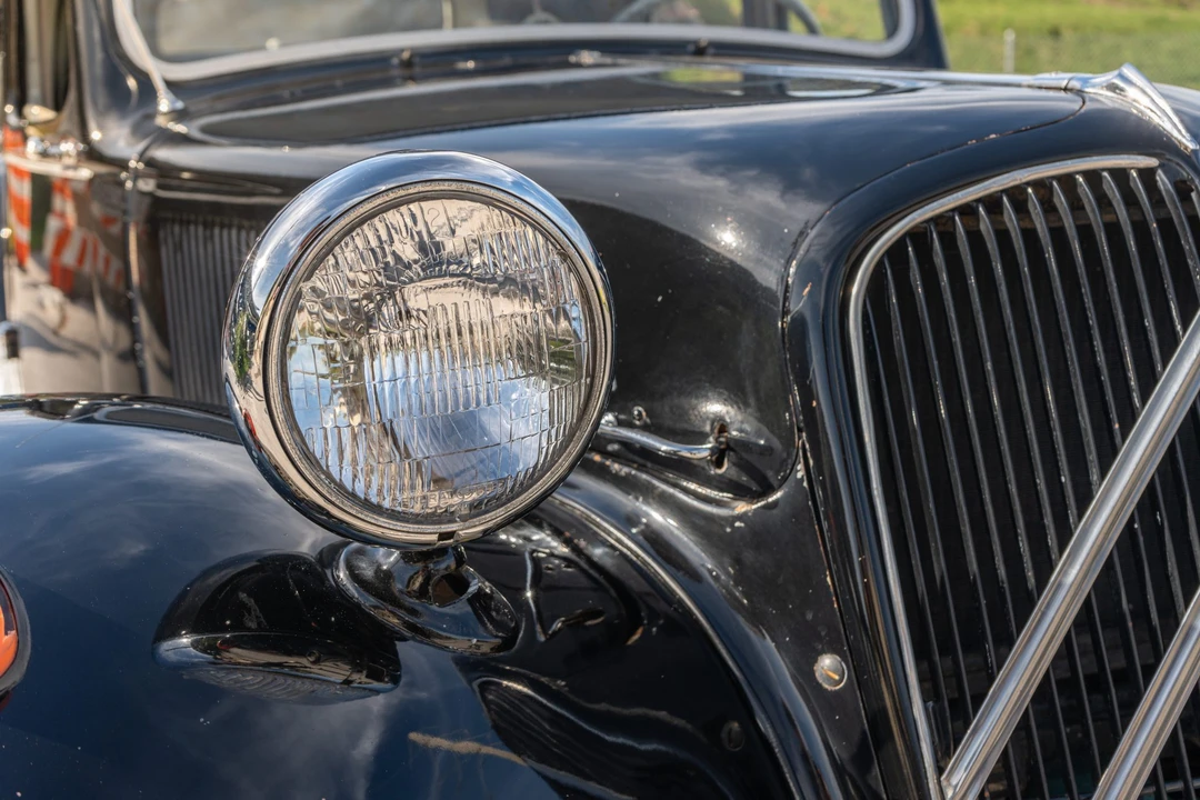 1956 Citroen Traction Avant - Image 17 of 31