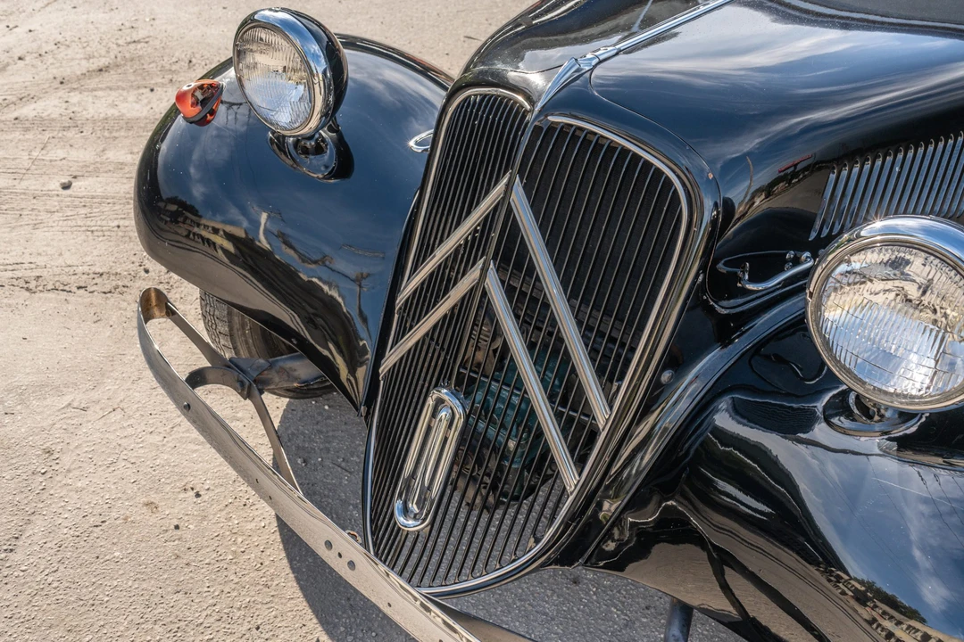 1956 Citroen Traction Avant - Image 16 of 31
