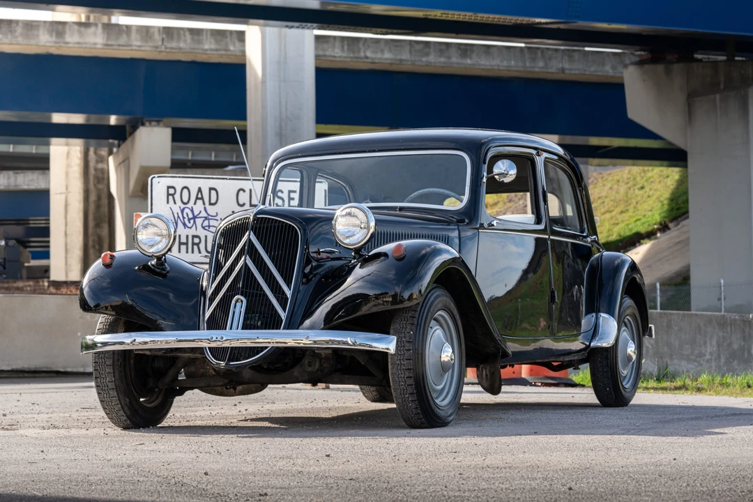 1956 Citroen Traction Avant - Image 3 of 31