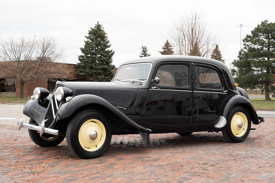 1956 Citroen Traction Avant - Image 3 of 31