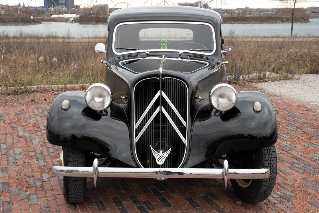 1956 Citroen Traction Avant - Image 8 of 31