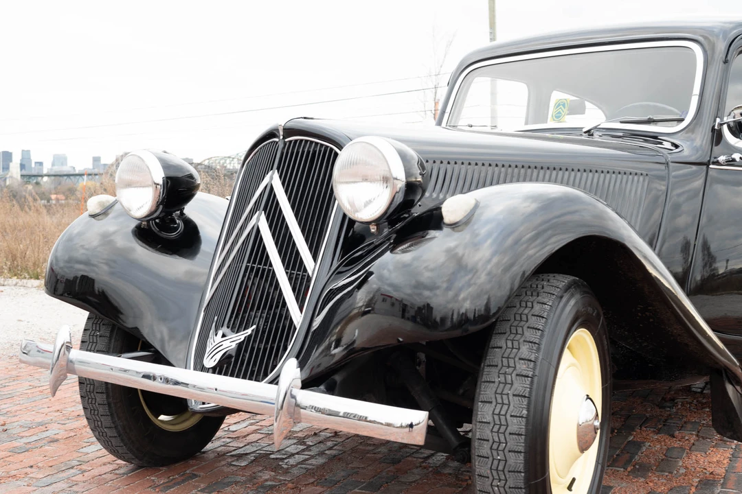 1956 Citroen Traction Avant - Image 25 of 31