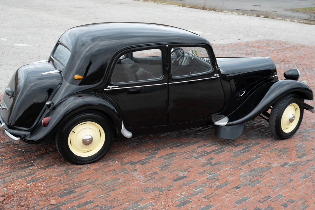 1956 Citroen Traction Avant - Image 15 of 31
