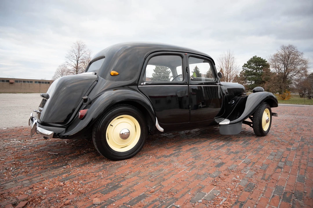 1956 Citroen Traction Avant - Image 14 of 31