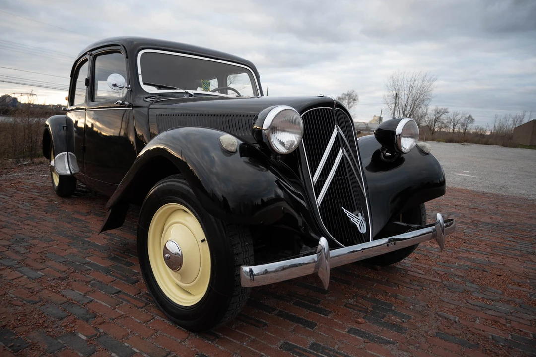1956 Citroen Traction Avant - Image 11 of 31