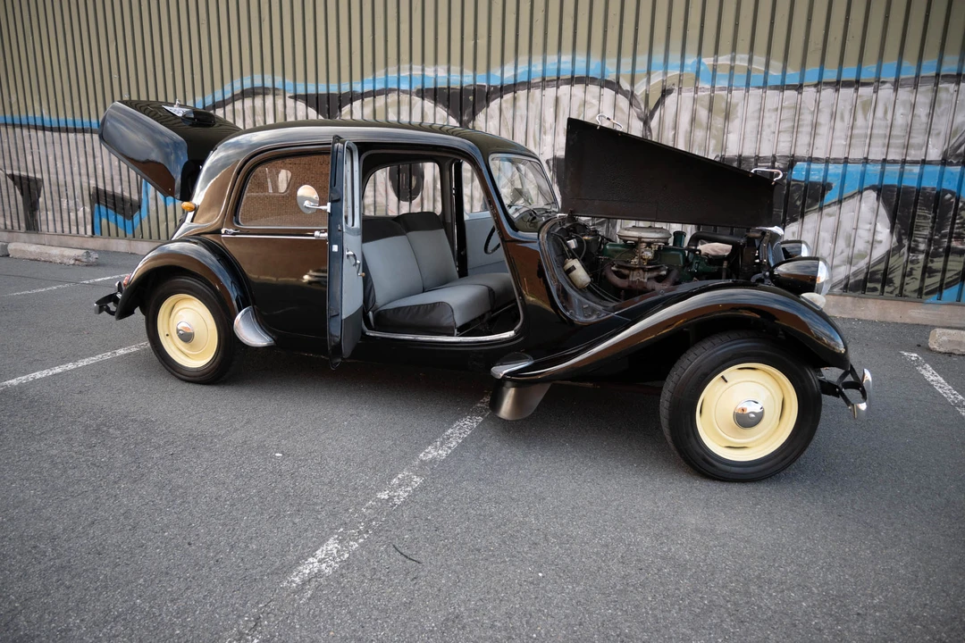 1956 Citroen Traction Avant - Image 23 of 31