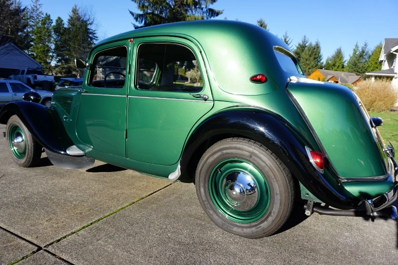 1956 Citroen Traction Avant - Image 9 of 30