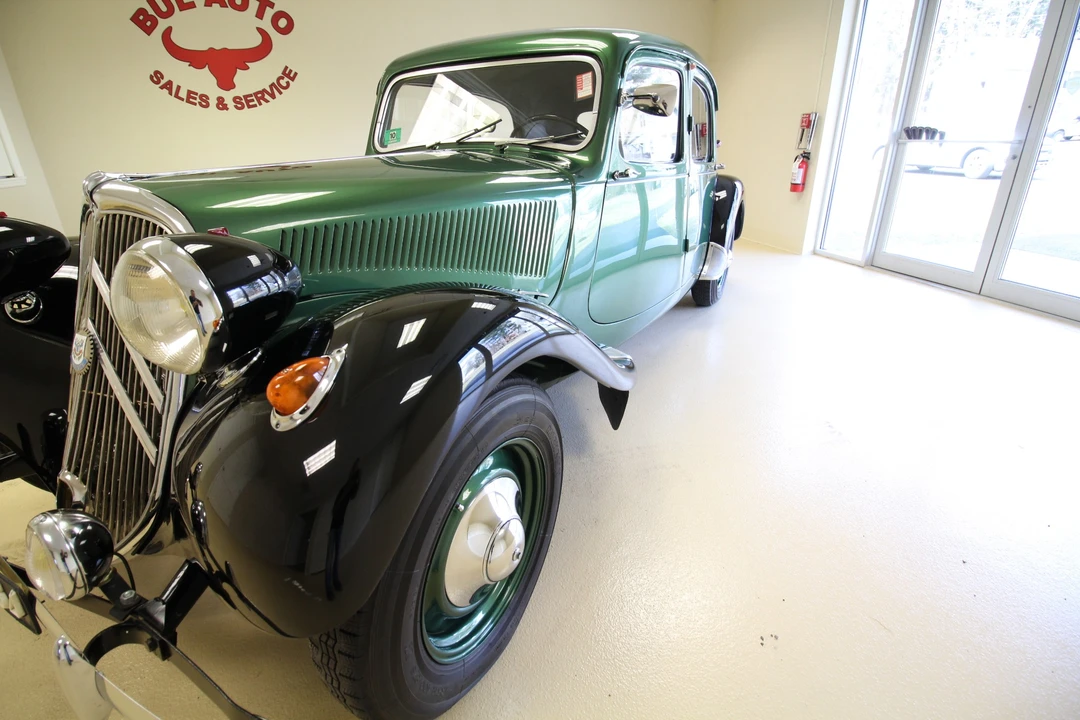 1956 Citroen Traction Avant - Image 25 of 31