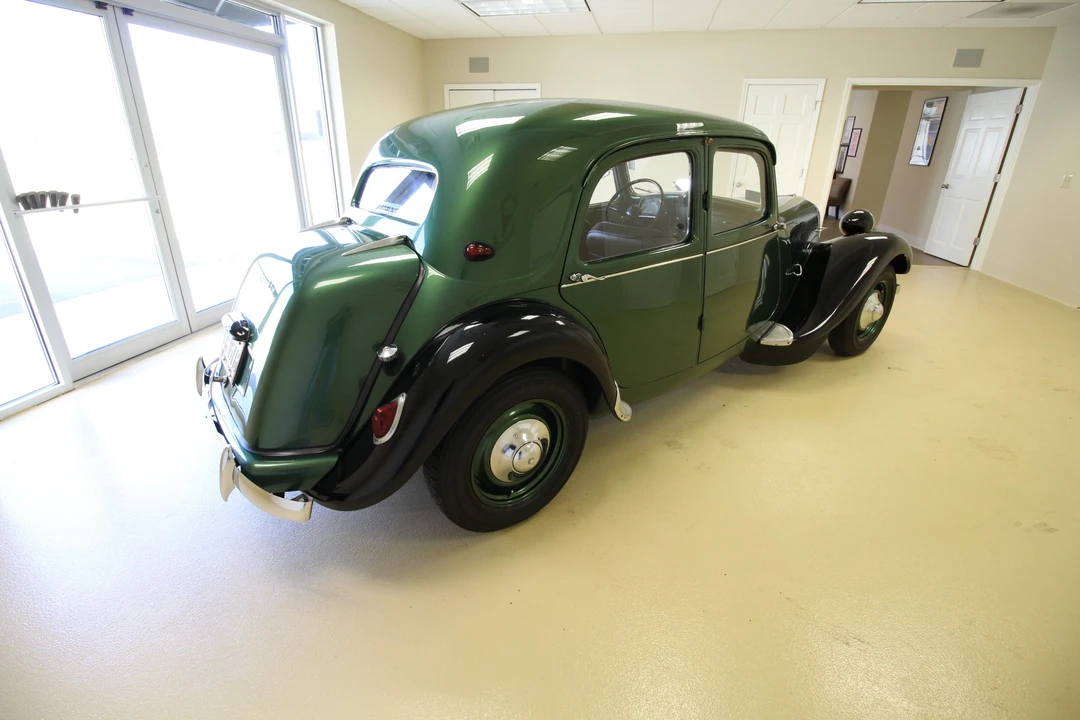 1956 Citroen Traction Avant - Image 15 of 31