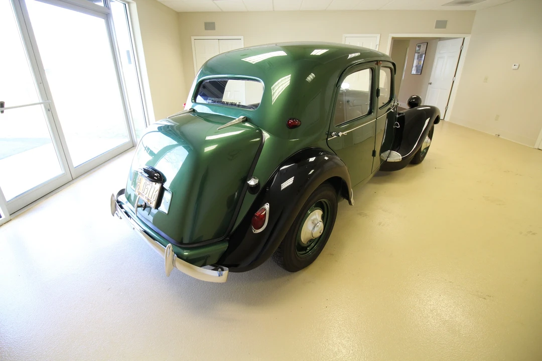 1956 Citroen Traction Avant - Image 14 of 31