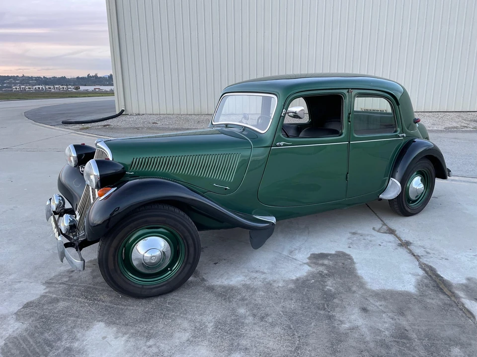 1956 Citroen Traction Avant - Image 3 of 31