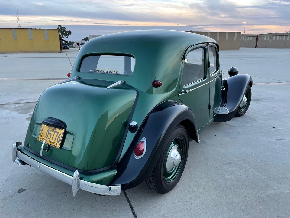 1956 Citroen Traction Avant - Image 10 of 31